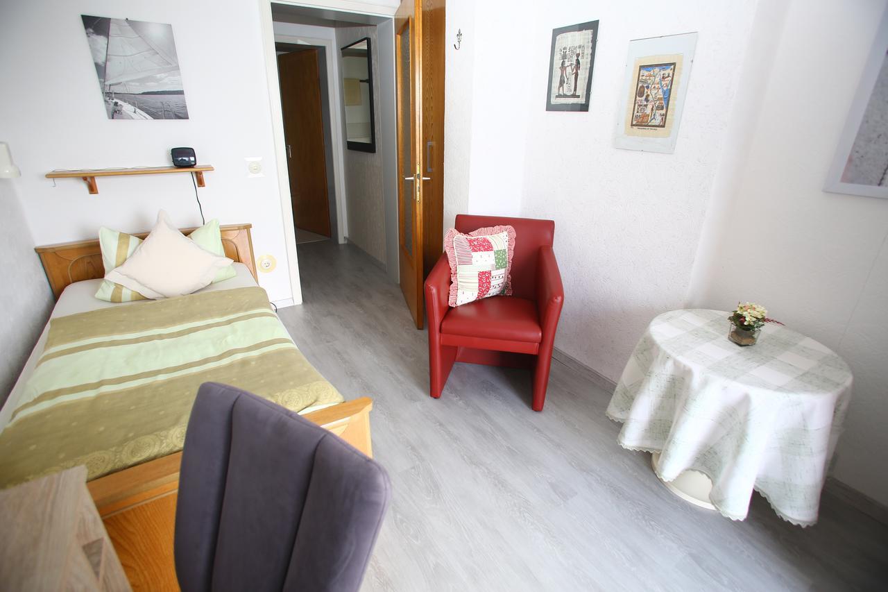 Pension Weinberg Mit Landhaus Nizza Gleisweiler Exteriér fotografie
